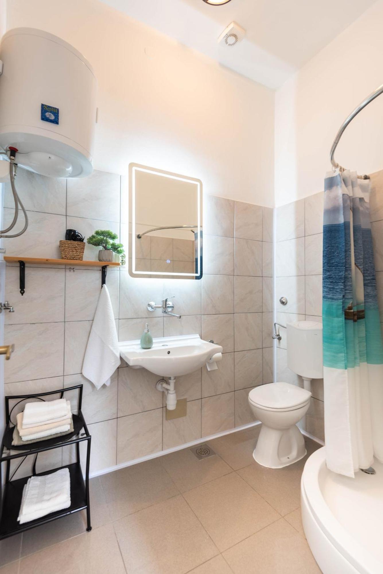 Apartman Dobri สปลิท ภายนอก รูปภาพ